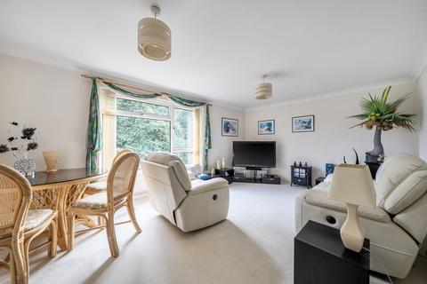 2 bedroom flat for sale, Sandrock Road, Tunbridge Wells, TN2