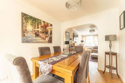 undefined, Carron Crescent, York YO24