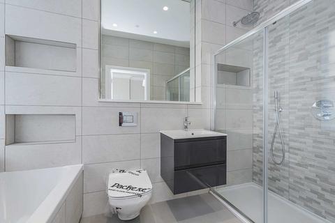 4 bedroom apartment to rent, Old Brompton Road, London
