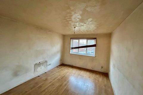 1 bedroom flat for sale, Burdetts Road, Dagenham, RM9