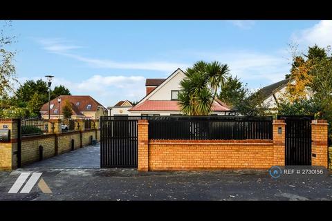 undefined, Feltham Hill Road, Ashford, TW15