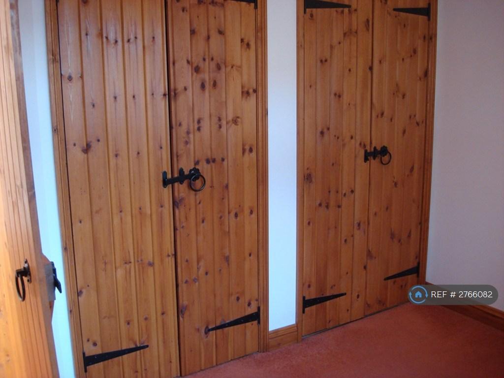 Built In Wardrobes