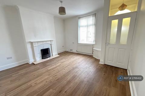 2 bedroom terraced house to rent, Hindley Street, Chorley, PR7