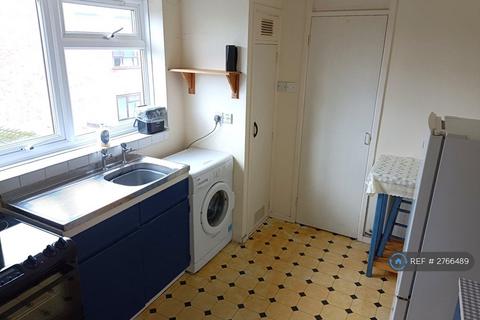 2 bedroom flat to rent, Russet Grove, Norwich, NR4