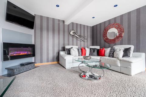 5 bedroom link detached house for sale, Barton Close, Nyetimber, PO21