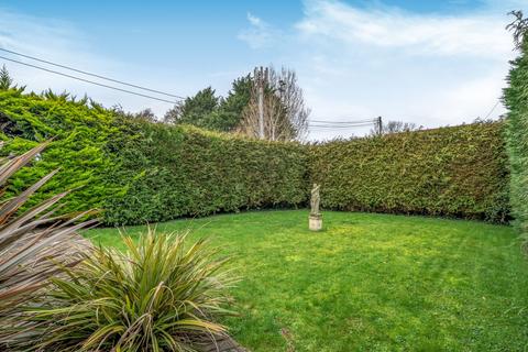 5 bedroom link detached house for sale, Barton Close, Nyetimber, PO21