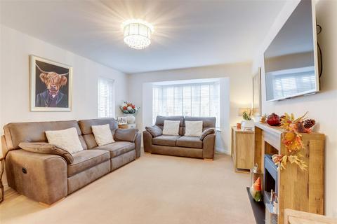 4 bedroom detached house for sale, Canberra Crescent, Nottingham NG15
