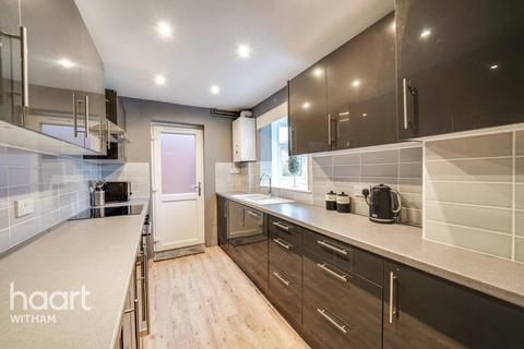 2 bedroom end of terrace house for sale, Pennyroyal Crescent, Witham