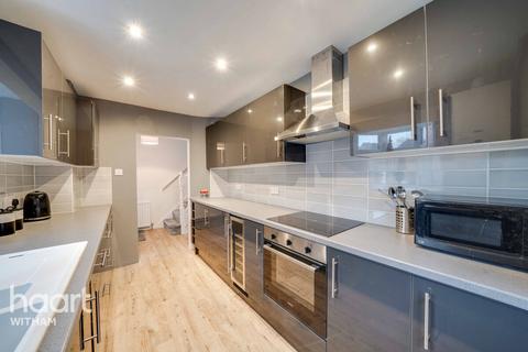 2 bedroom end of terrace house for sale, Pennyroyal Crescent, Witham