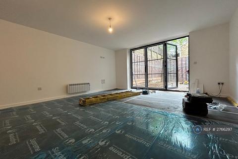 undefined, Princess Crescent, London, N4
