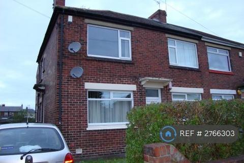 2 bedroom flat to rent, Walkerdene, Newcastle Upon Tyne, NE6
