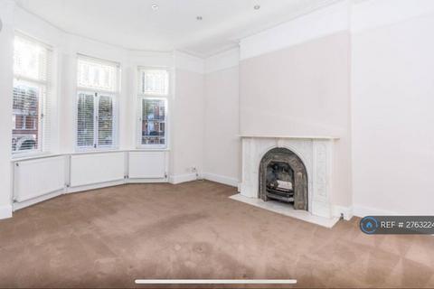3 bedroom flat to rent, Elgin Mansions, London, W9