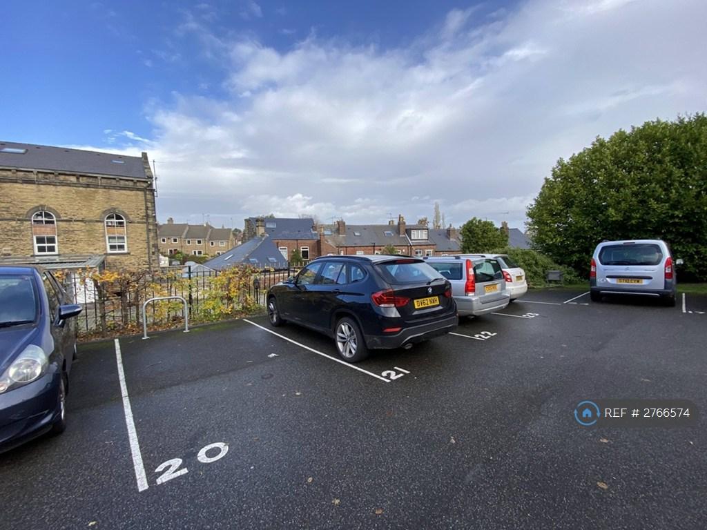 Private Carpark With Designated Sapce