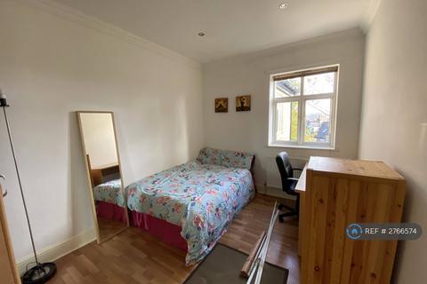 2 bedroom flat to rent, Chestnut Court, Sheffield, S11