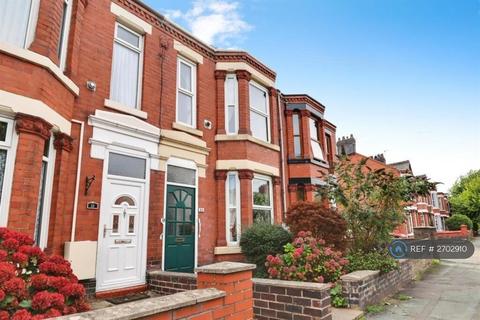 3 bedroom terraced house to rent, Gainsborough Road, Crewe, CW2