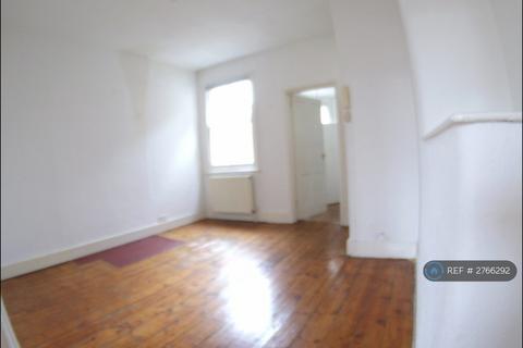 1 bedroom flat to rent, Hackney, London, E9