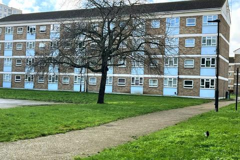 Parkfield Drive, Northolt UB5