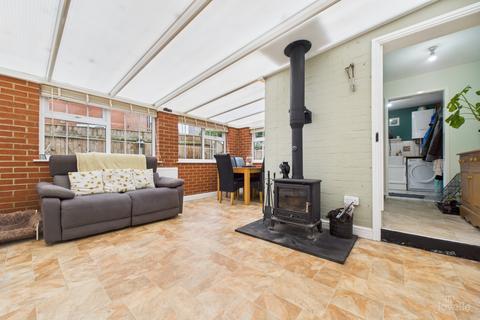 3 bedroom semi-detached house for sale, Ferry Road, North Lincolnshire DN19