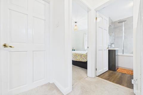 3 bedroom semi-detached house for sale, Ferry Road, North Lincolnshire DN19