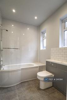2 bedroom flat to rent, Meeting Lane, Kettering, NN16