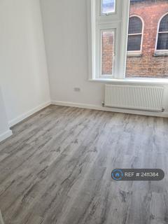 2 bedroom flat to rent, Meeting Lane, Kettering, NN16