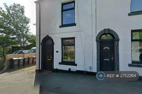 3 bedroom terraced house to rent, Grains Road, Shaw, Oldham, OL2