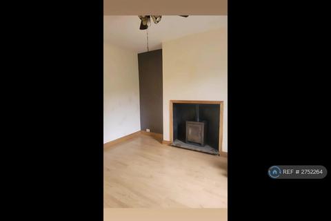 3 bedroom terraced house to rent, Grains Road, Shaw, Oldham, OL2
