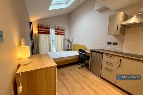 1 bedroom in a house share to rent - Topcliffe Way, Cambridge, CB1