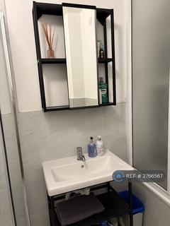 1 bedroom flat to rent, Wandsworth Road, London, SW8