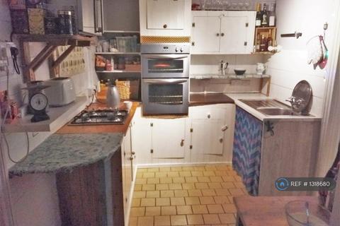 2 bedroom flat to rent, Hornsey, London, N8
