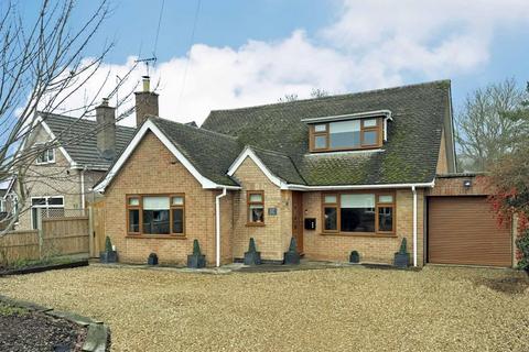 4 bedroom detached house to rent, Eastgate, Deeping St. James, Peterborough
