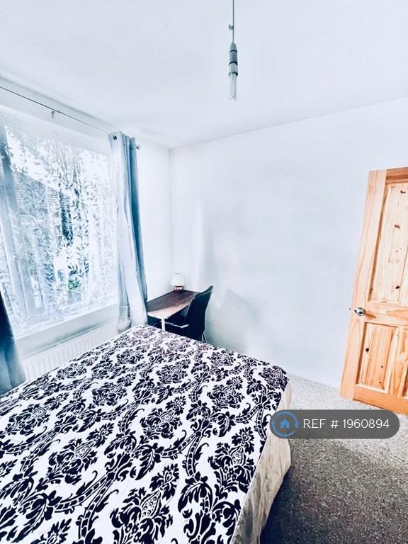Bedroom Side Angle