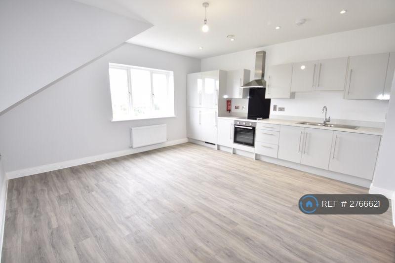 Kitchen- Lounge