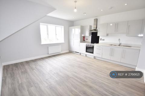 2 bedroom flat to rent, Sycamore Court, Luton, LU2