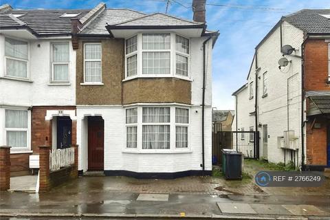 3 bedroom semi-detached house to rent, Whippendell Road, Watford, WD18