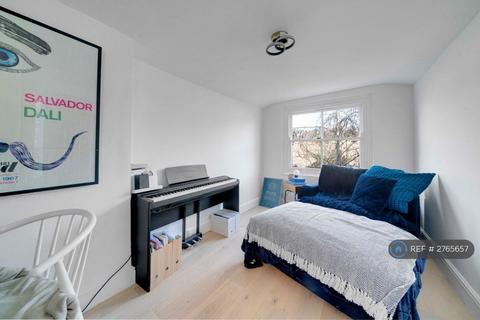 2 bedroom flat to rent, Richborne Terrace, London, SW8