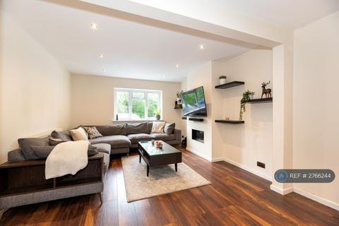 undefined, Rayleigh Road, Hutton, Brentwood, CM13