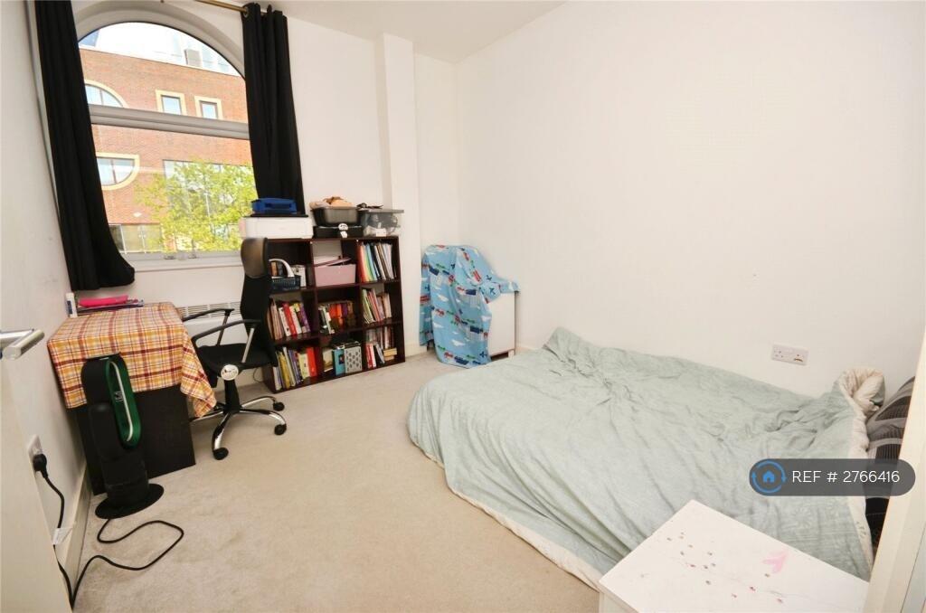 Bedroom2