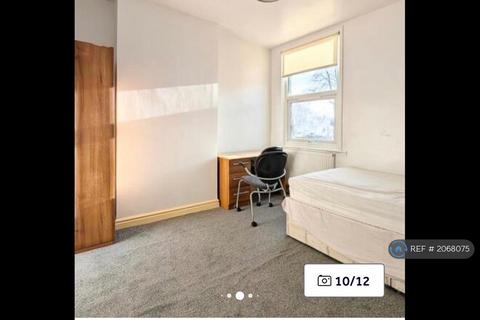 2 bedroom terraced house to rent, Lenton, Lenton , Nottingham, NG7