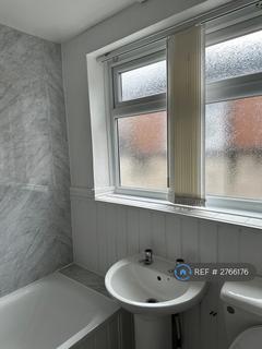 2 bedroom terraced house to rent, Waltham Road, Liverpool, L6