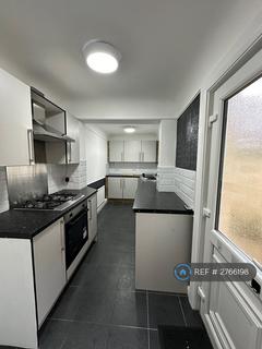 2 bedroom terraced house to rent, Manningham Road, Liverpool, L4