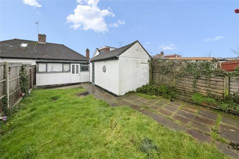 3 bedroom bungalow for sale, Cavendish Avenue, Ruislip HA4
