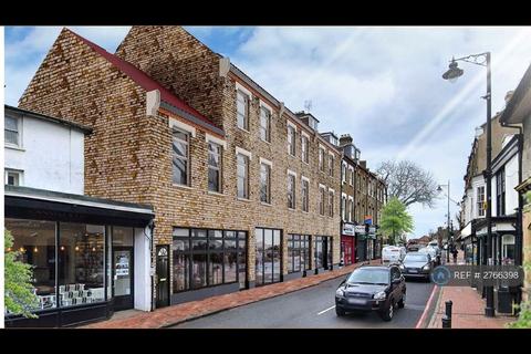 undefined, High Street, Carshalton, SM5
