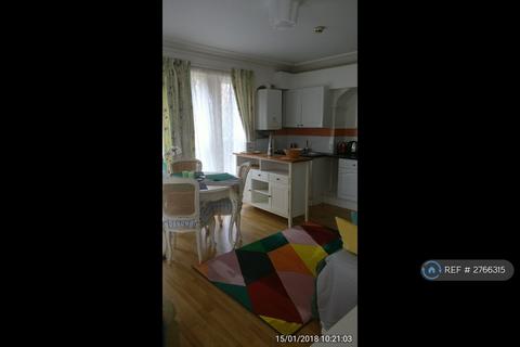 2 bedroom flat to rent, Knighton Park Road, Leicester, LE2