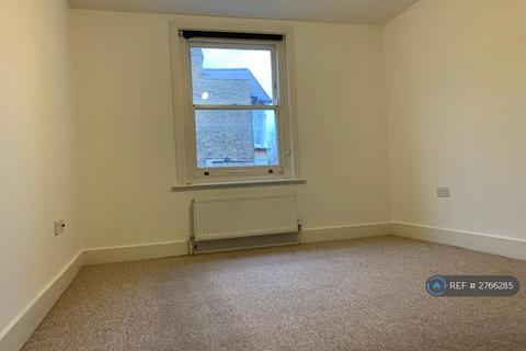 2 bedroom flat to rent, Northwold Road, London, N16