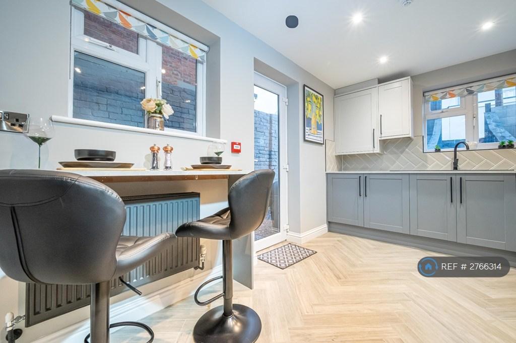 Communal Kitchen