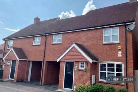 4 bedroom semi-detached house to rent, Sam Harrison Way, Northampton, NN5