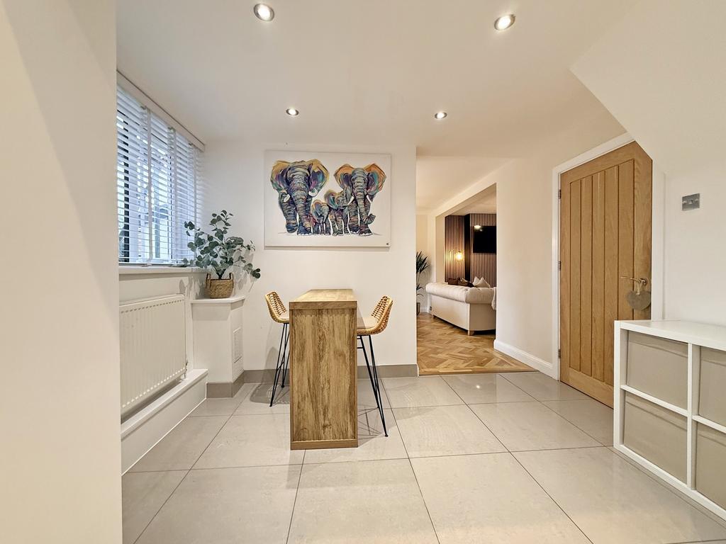 Breakfast Room