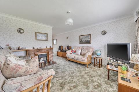 4 bedroom semi-detached house for sale, Bramble Close, Hildenborough, TN11