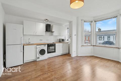 1 bedroom flat for sale, Selborne Road, Ilford